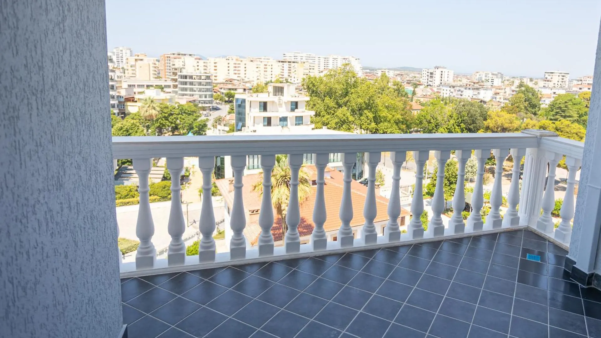 Iunn Apartments Vlore
