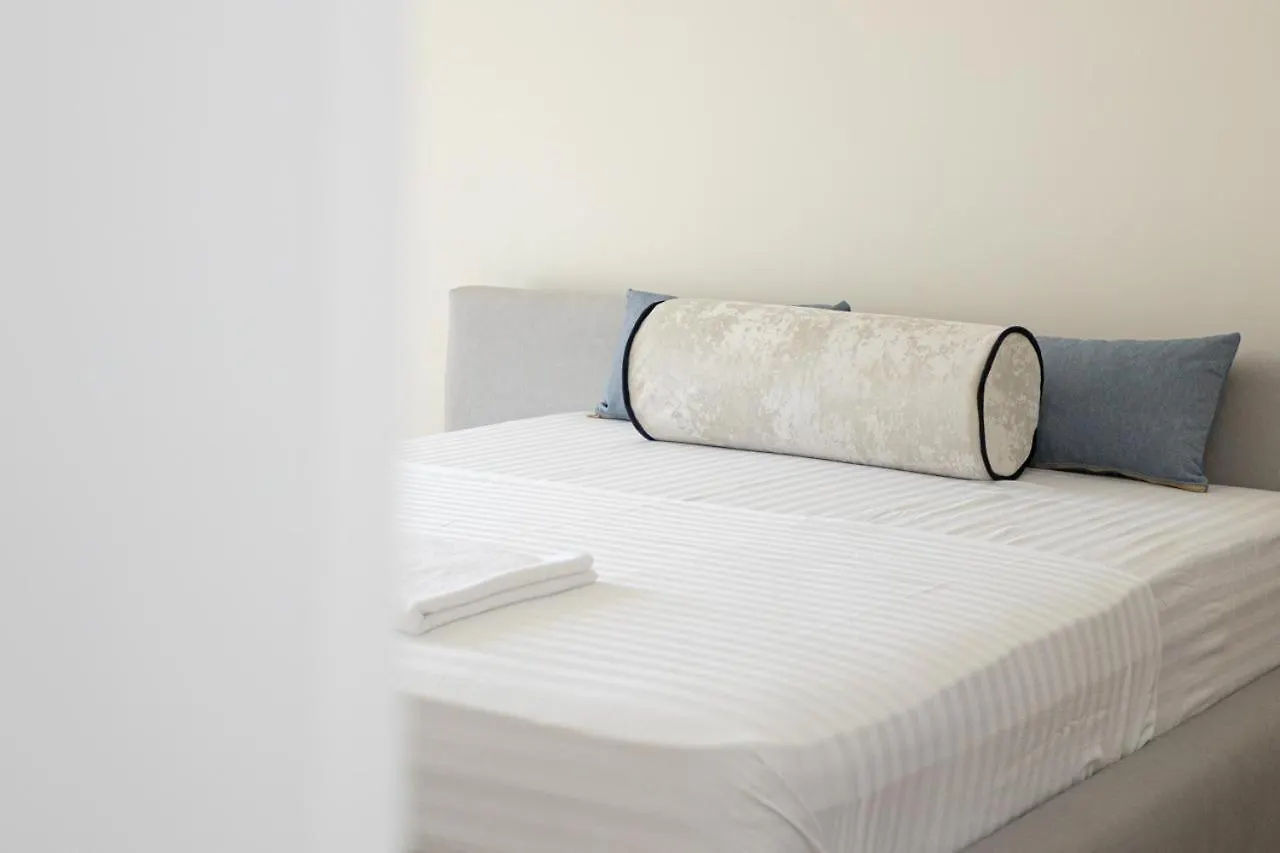 Iunn Apartments Vlore 0*,  Albania